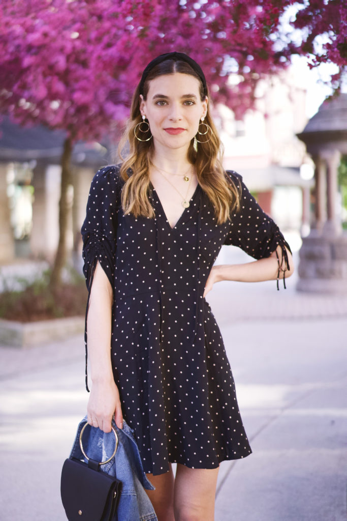 Polka dot dress in black and white 