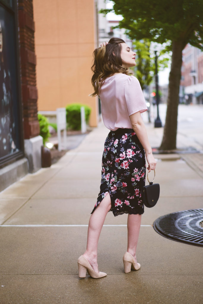 Lace pencil skirt