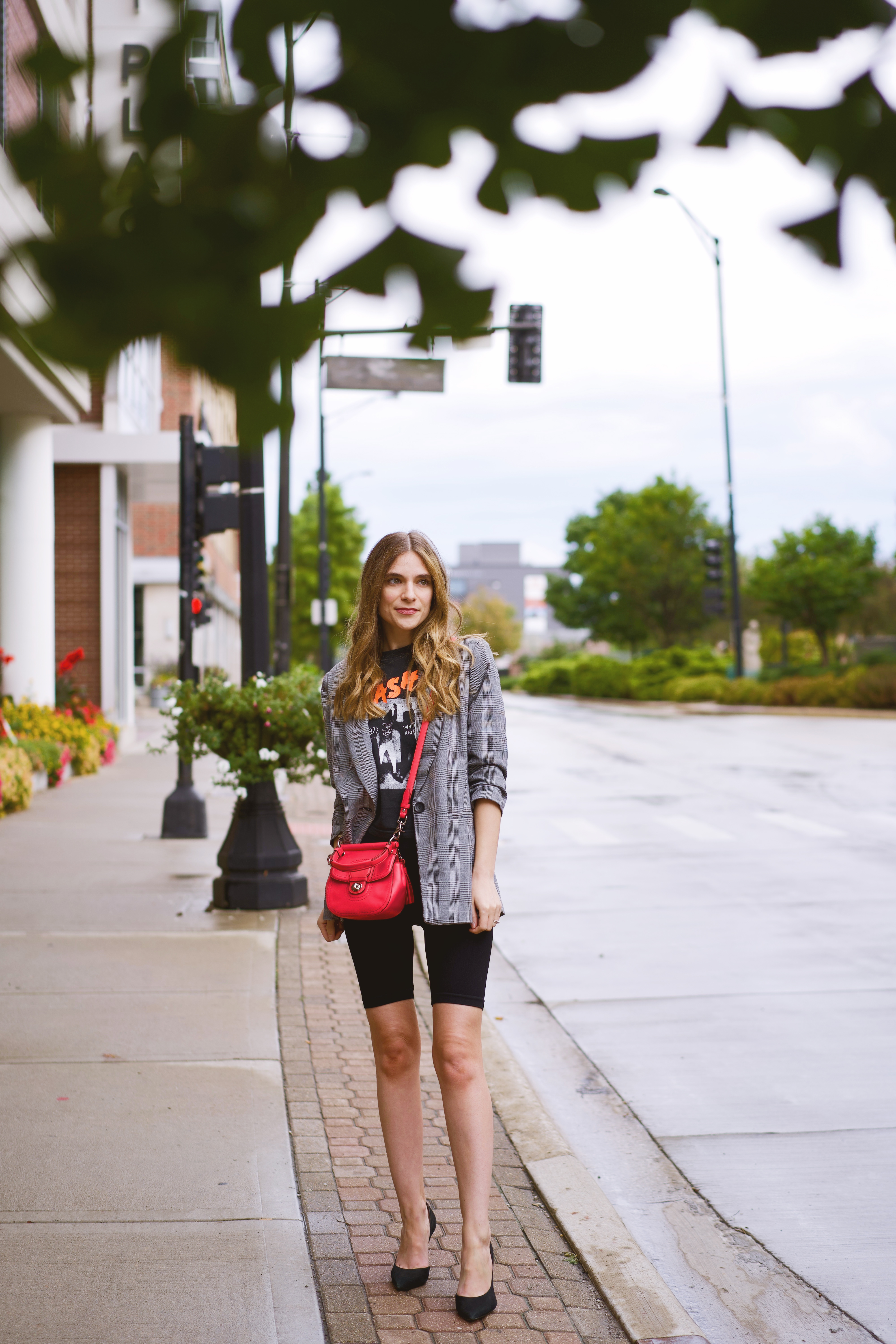 biker shorts outfits