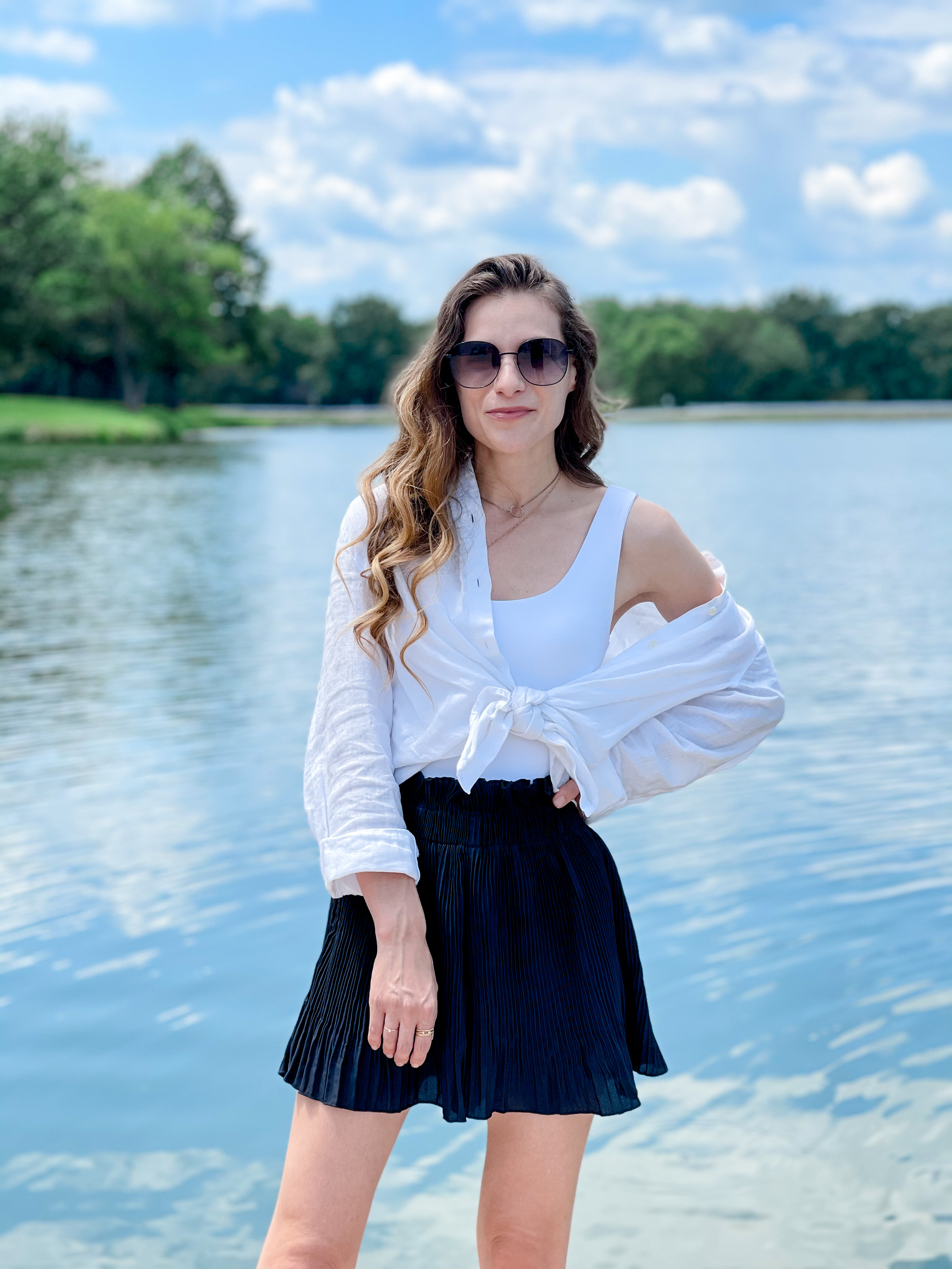 Black and white summer outfit