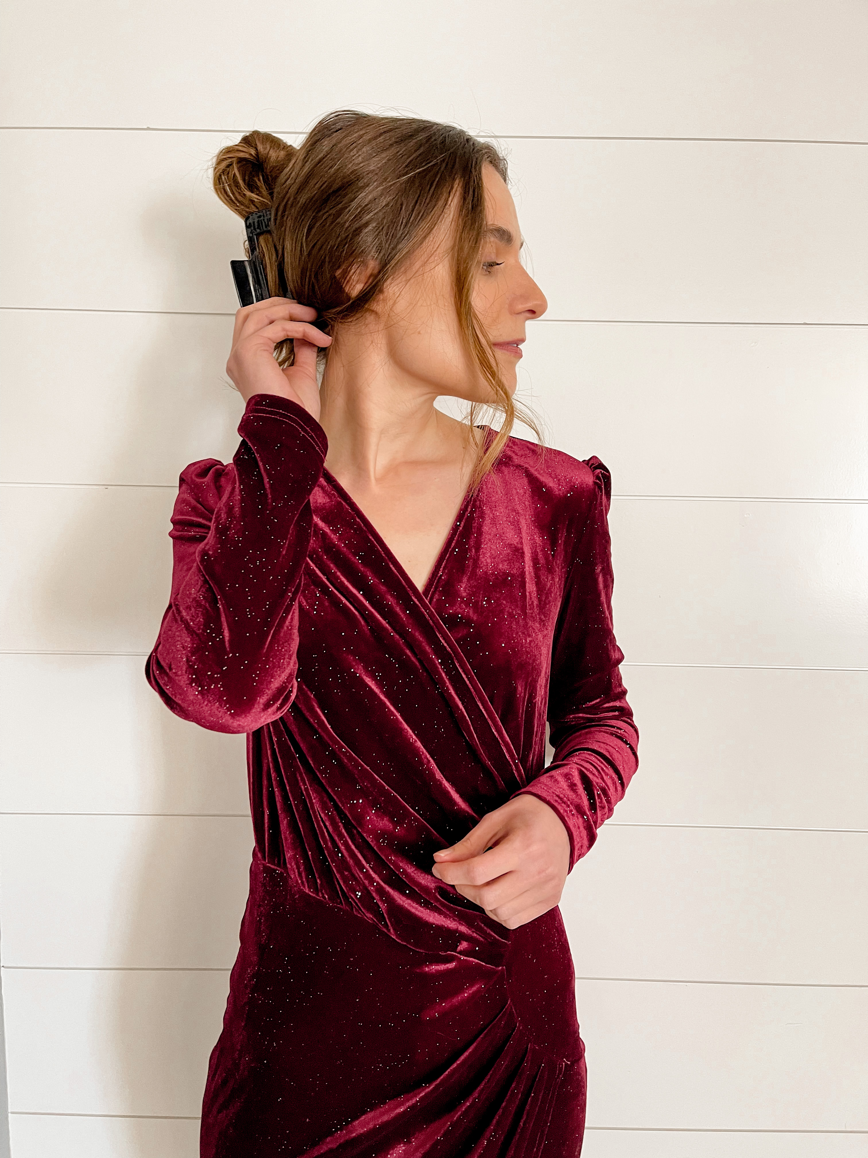 Wine red long sleeve velvet body con dress 